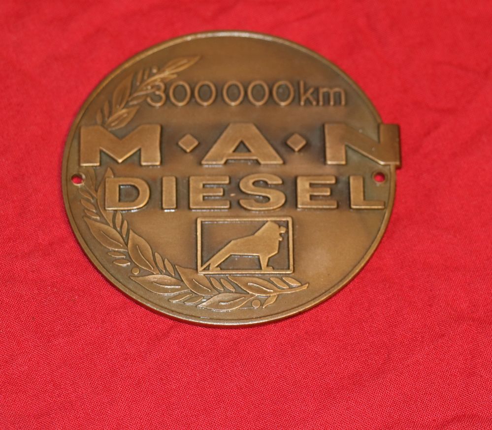 52994 Plakette MAN 300.000 KM
