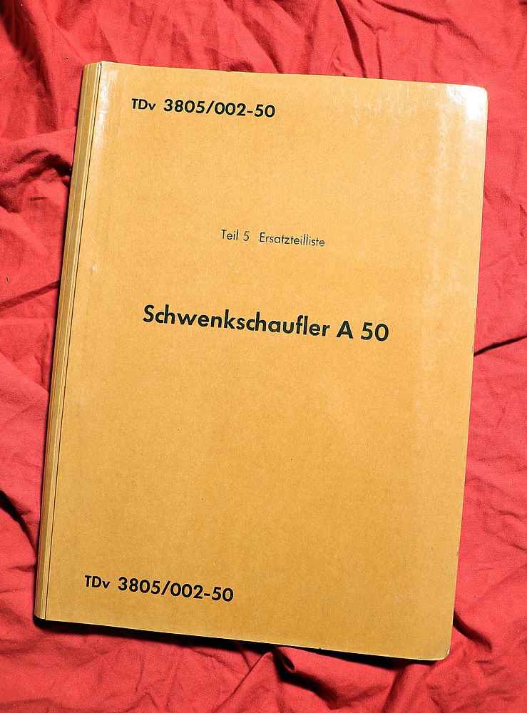 46500 Ahlmann Schwenkschaufler A50 TDv Teil 50